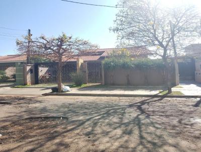 Casa para Venda, em Dourados, bairro Parque Alvorada, 3 dormitórios, 4 banheiros, 1 suíte, 2 vagas